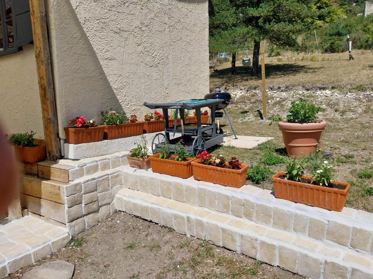 Petit Studio Dans La Prairie Saint-Auban  Ngoại thất bức ảnh
